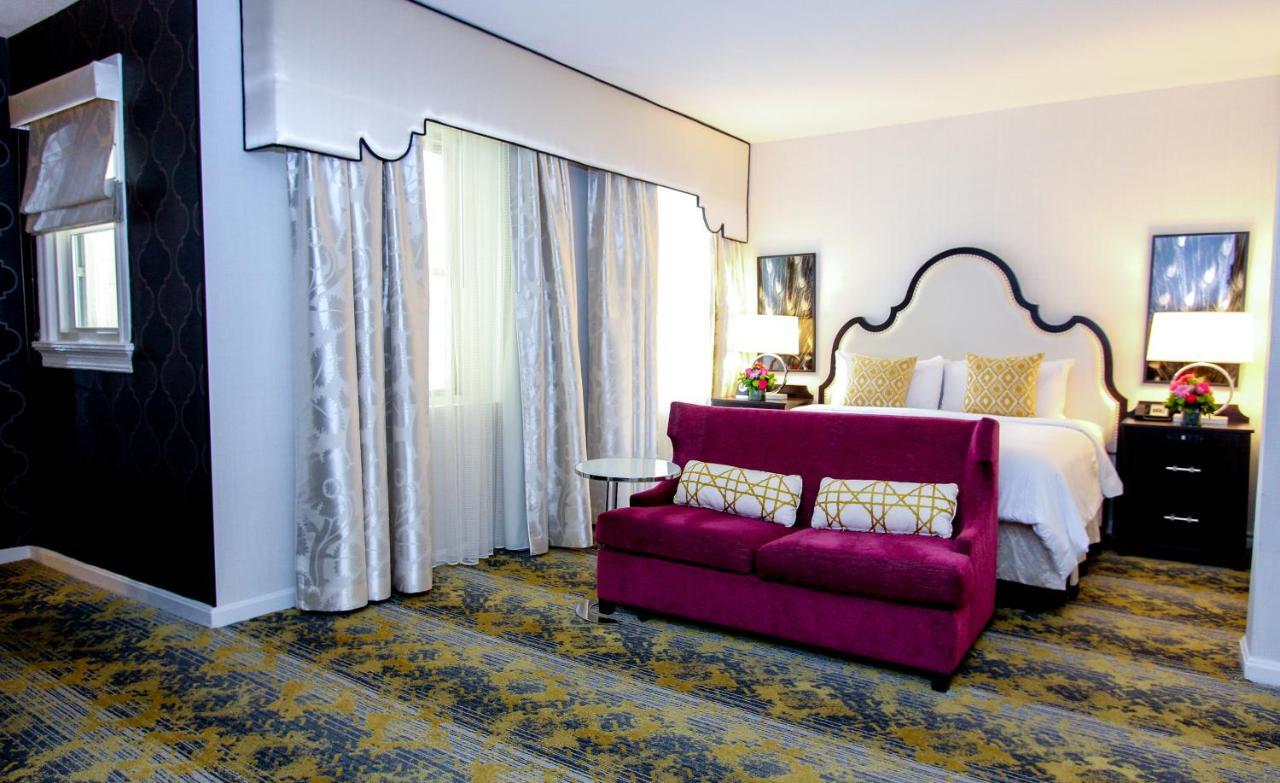The Churchill Near Embassy Row 4*